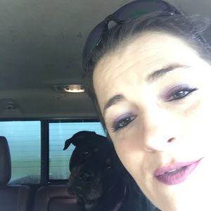 Meet your Posher, Chrissy